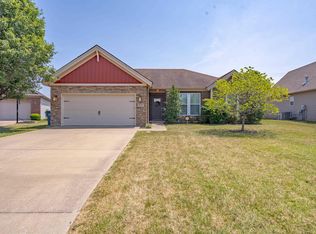 2711 Belize Dr, Evansville, IN 47725