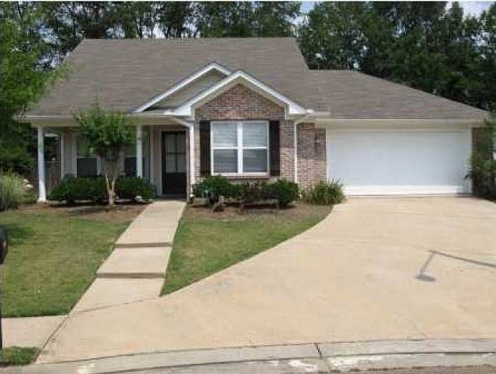 140 Basswood Circle
