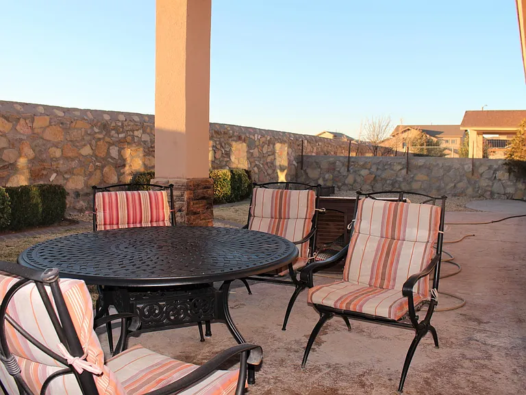 1287 Rustic Bend Pl — Photo 23