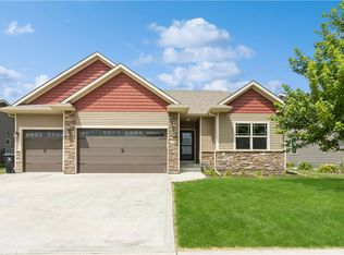 1734 Sadie Ln, Adel, IA 50003