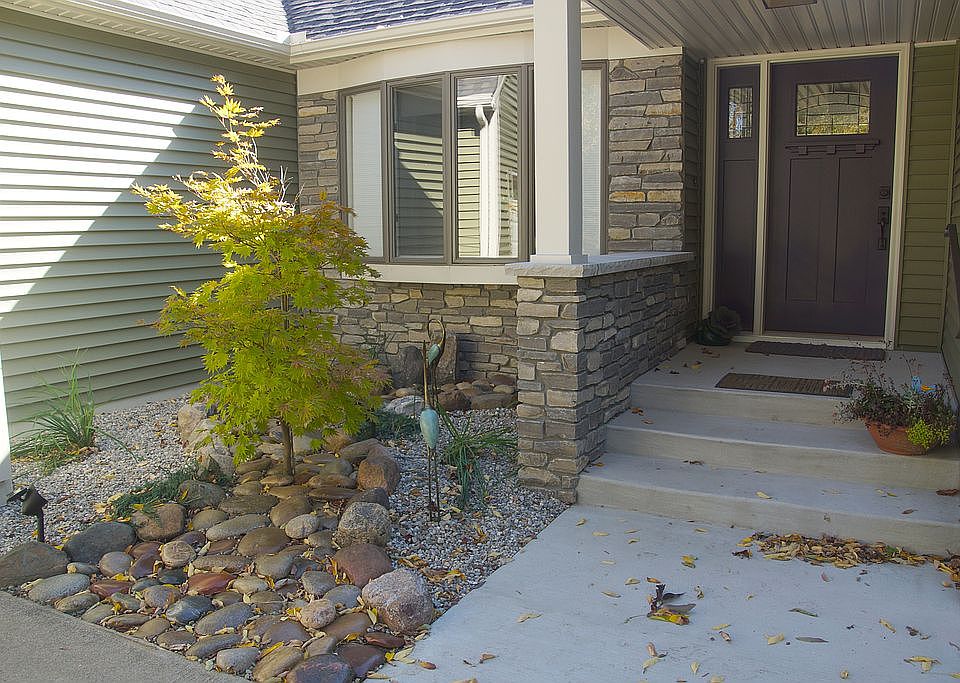 1st image of 8021 W Eaton Hwy