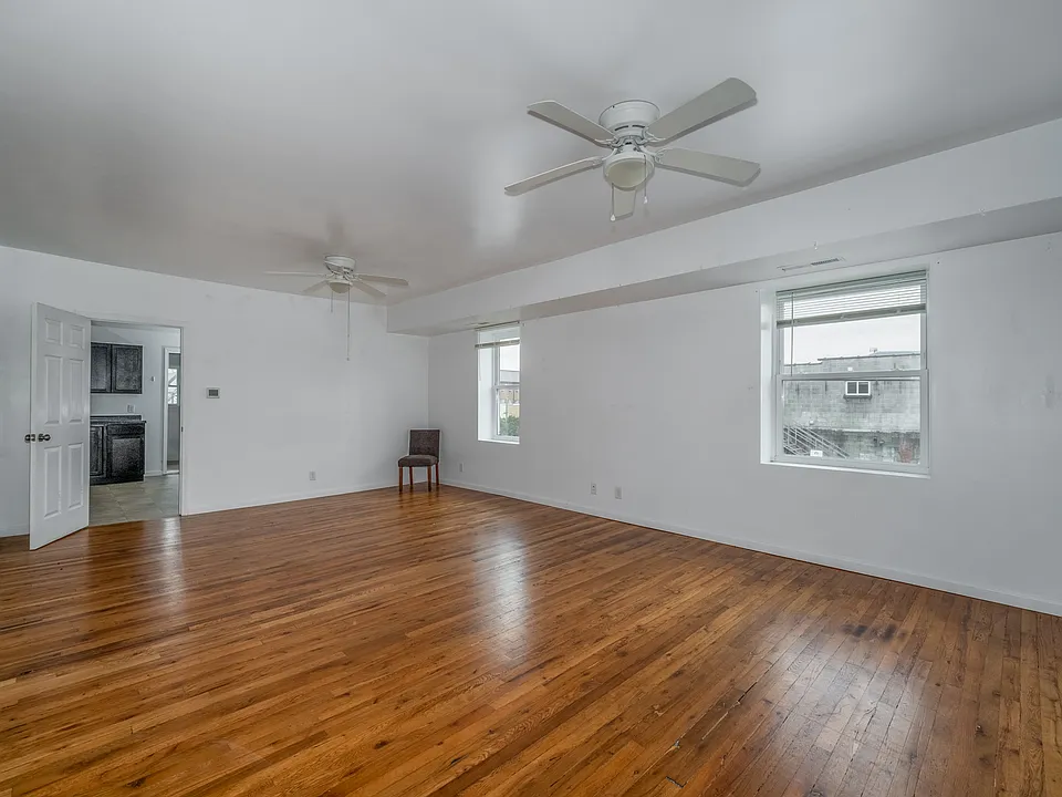 100 E Main St #B