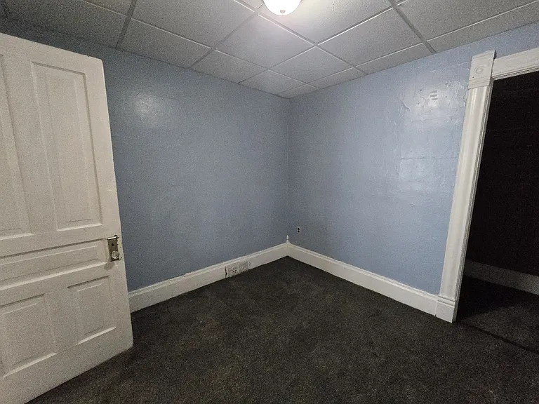 232 Center St — Photo 23