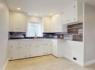 2 1st Ave, Augusta, ME 04330