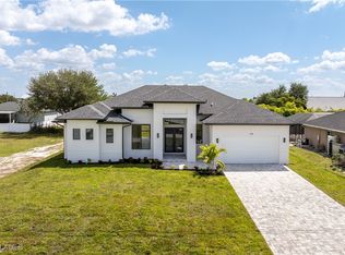 129 NW 27th Pl, Cape Coral, FL 33993