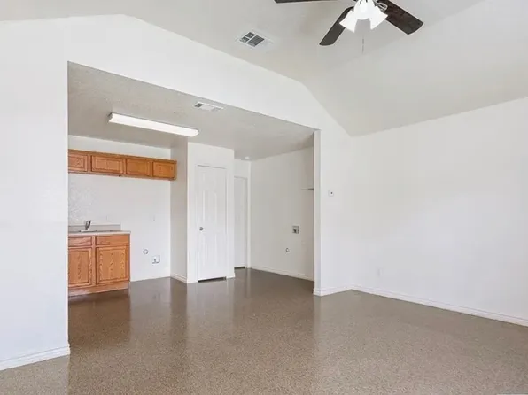 917 E Avenue D #A, Temple, TX 76501