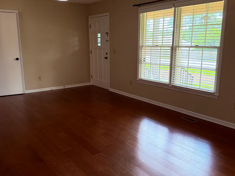 1457 Mary Ann Ave — Photo 19