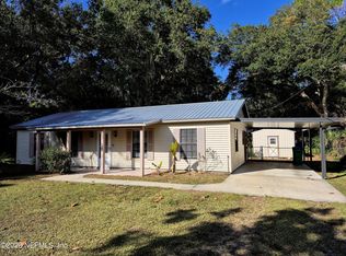 604 Holly Ln, Crescent City, FL 32112