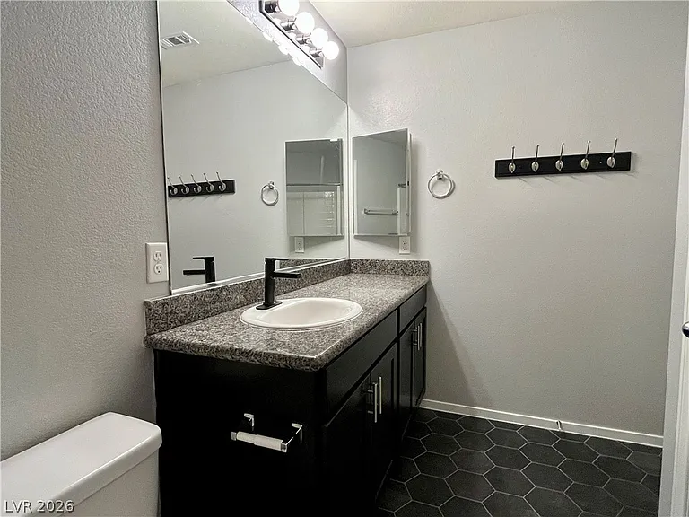 1045 Spotted Saddle St — Photo 17