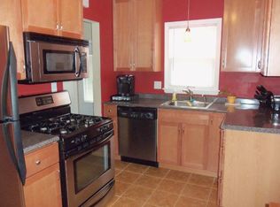 1254 Hewitt Ave, Saint Paul, MN 55104