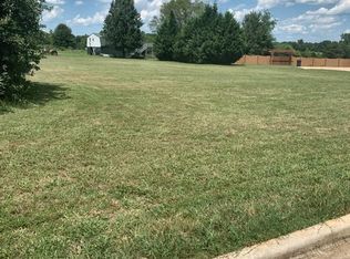 75 Magnolia Ln, Rogersville, AL 35652