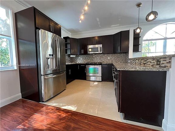 5th image of 15874 NW 12th Ct