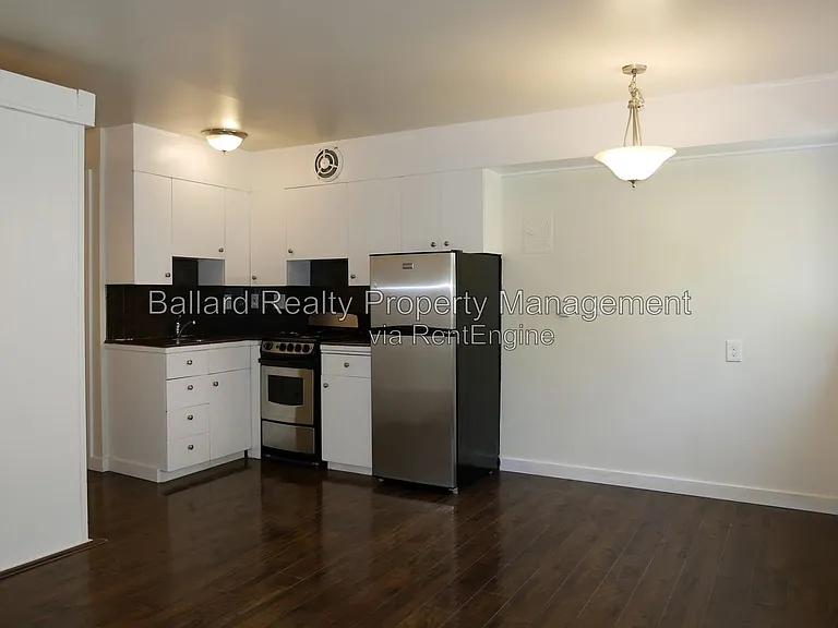 9030 Greenwood Ave N #111 — Photo 5