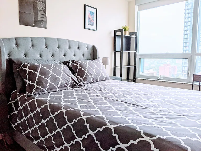 500 Sherbourne St #1808 — Photo 10