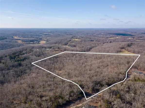 317 Fern Ct, Saint Clair, MO 63077