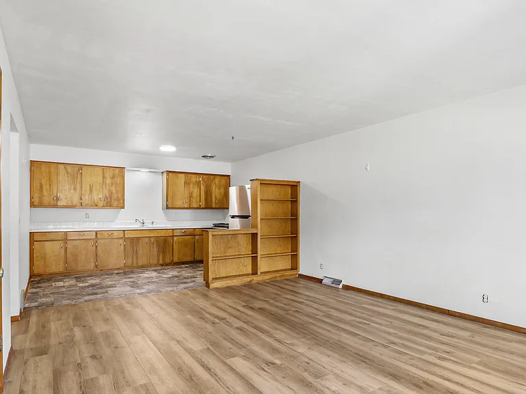 204 Spruce St #1 — Photo 10