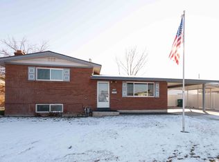 2179 W 4975 S, Roy, UT 84067