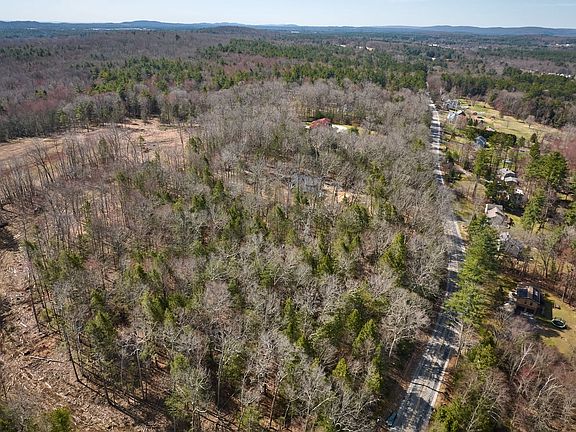 3rd image of 119 Brickyard Rd