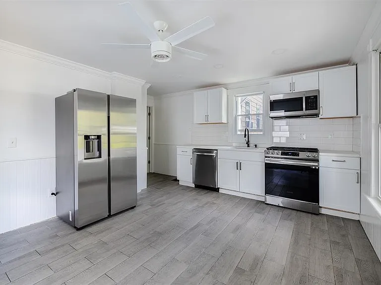106 Wooster St — Photo 2