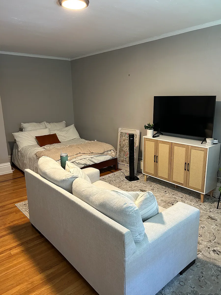 Building Photo - 504 N Pearl St #7