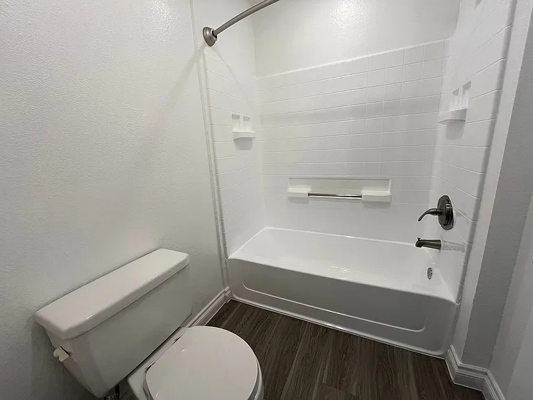 14056 Valleyheart Dr. — Photo 33