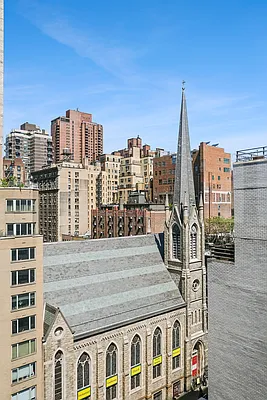 Sold by Corcoran | media 6