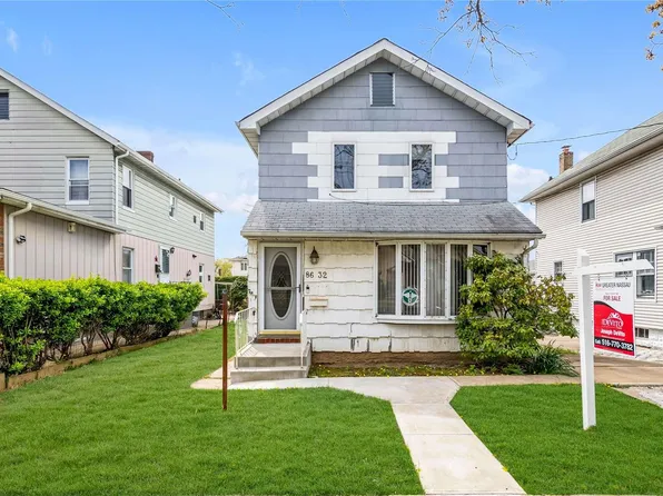 86-32 260th Street, Floral Park, NY 11001