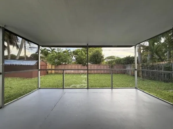 3038 Arthur St, Hollywood, FL 33021