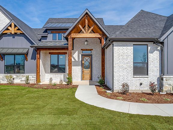 3rd image of 410 Olson Rd