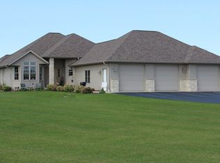 11627 Humbug Rd, Ellison Bay, WI 54210