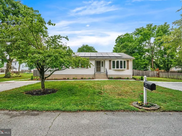 110 W Virginia Ave, Severn, MD 21144