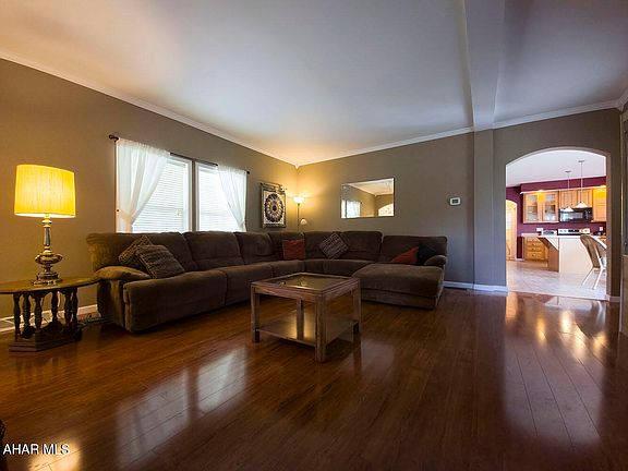 5th image of 16958 Hidden Springs Ln