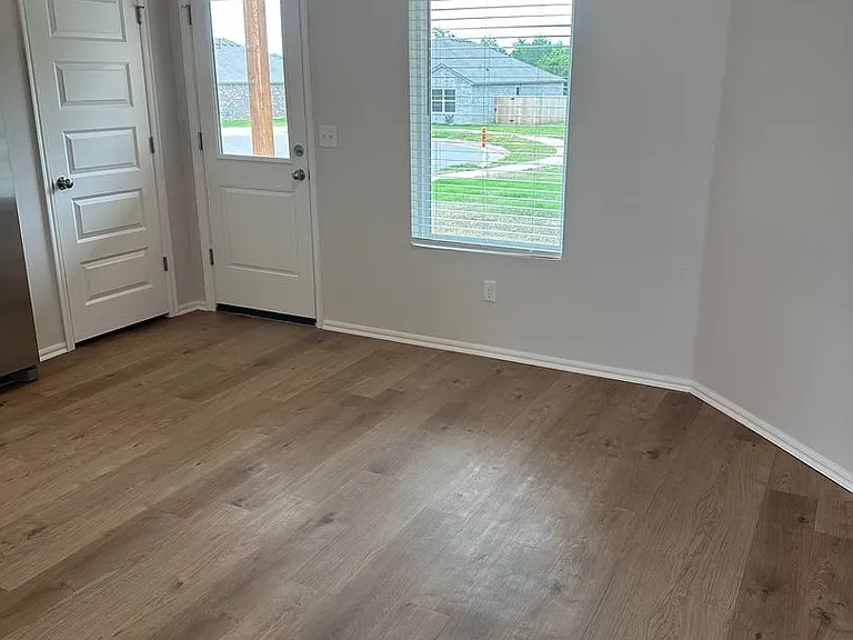 4200 Olivia St — Photo 4