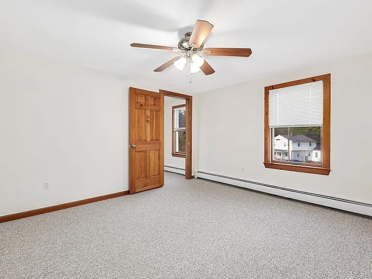 90 E Main St #1 — Photo 10