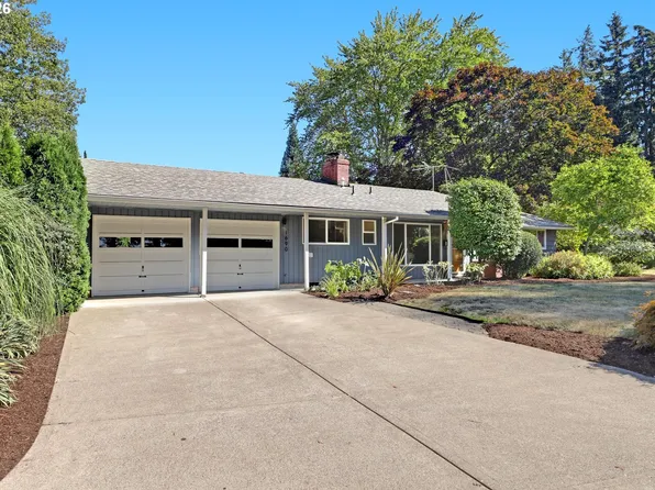 1690 SW Hicrest Ave, Portland, OR 97225