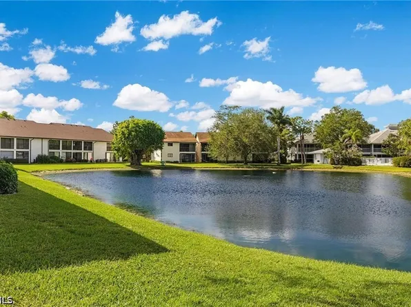 700 Misty Pines Cir APT 204, Naples, FL 34105