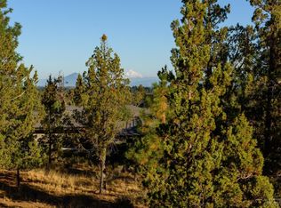 1563 NW Wild Rye Cir, Bend, OR 97703