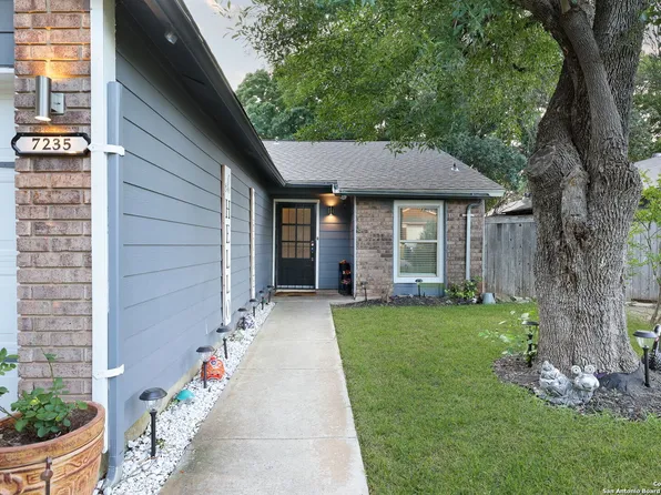7235 Brandyridge, San Antonio, TX 78250