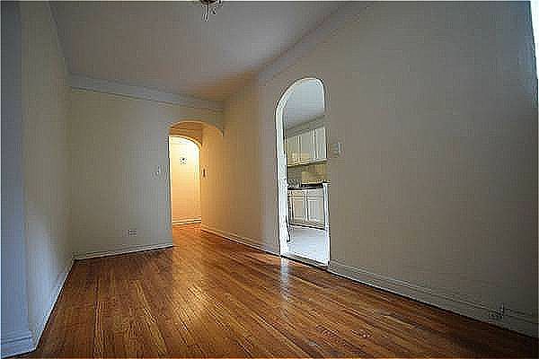 2nd image of 417 40th St APT B2
