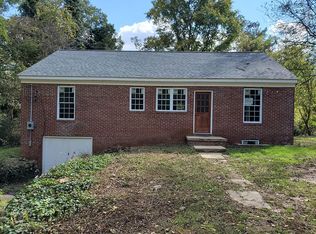 5714 Hyatt Rd, Knoxville, TN 37918