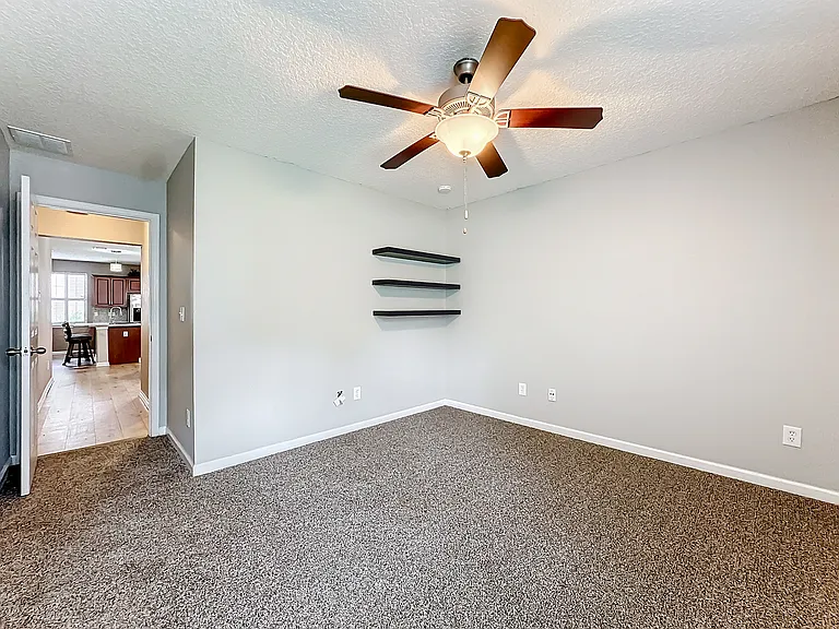 11383 Emilys Crossing Ct — Photo 36