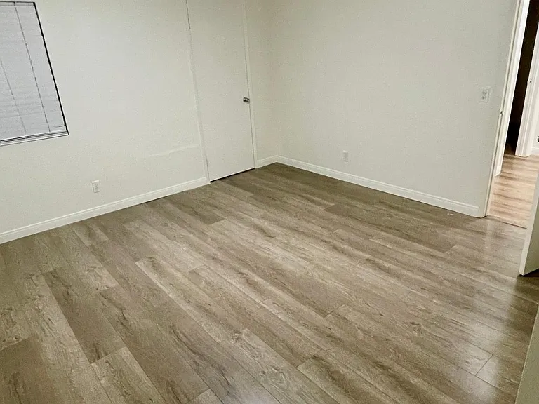 7451 Skyline Dr — Photo 14