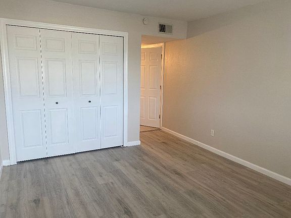 5th image of 740 W Elm St Unit 257