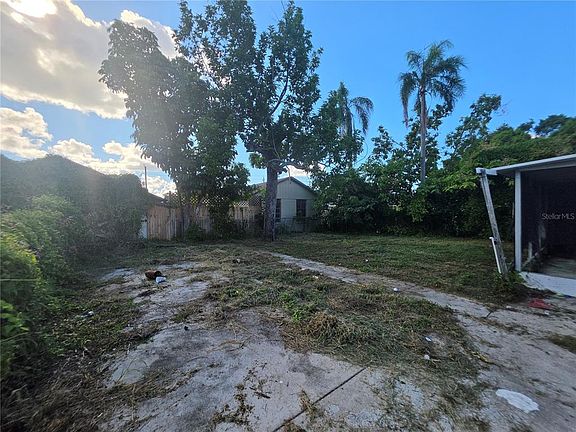 5th image of 1222 17TH STREET W