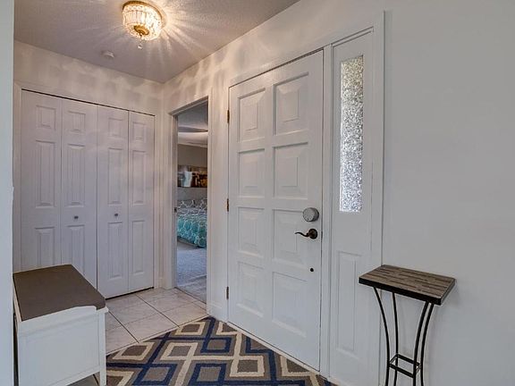 2nd image of 9511 Briar Cir