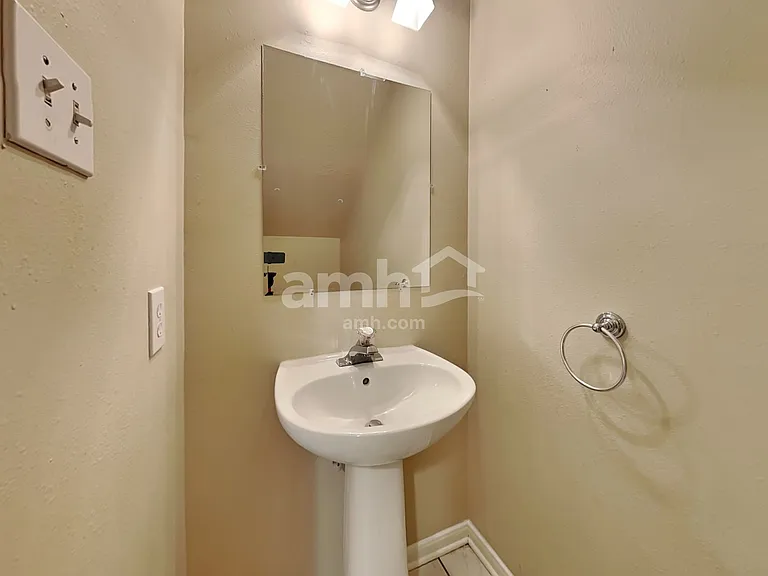 26887 Castlecliff Ln — Photo 12