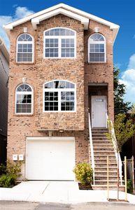 165 McAdoo Ave #2, Jersey City, NJ, 07305