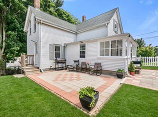 51 Rogers St, Quincy, MA 02169