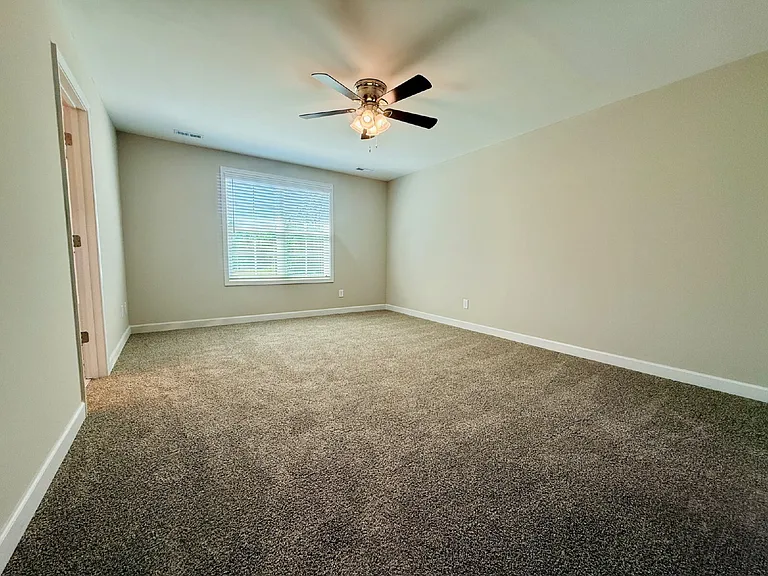 8103 King Rd — Photo 10