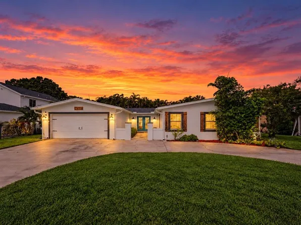 3936 E EDEN ROC CIRCLE #1, TAMPA, FL 33634